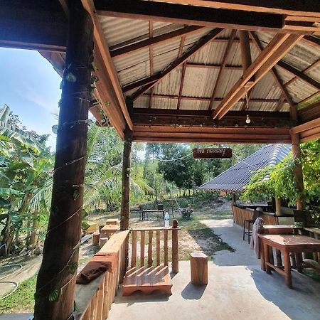 Hostel Fat Monkey Kaoh Touch Exterior foto